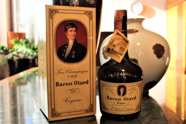 Коньяк Baron Otard V.S.O.P Fine Champagne 1970х